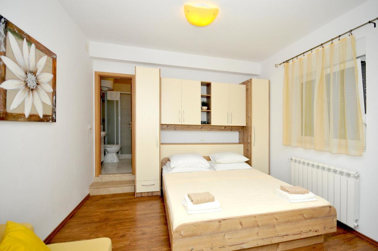 Apartments Penic Trogir Kültér fotó